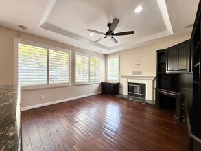 2710 Carriagedale Row in San Diego, CA - Building Photo - Building Photo