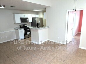 1611 Whirlwind Trail in Round Rock, TX - Building Photo - Building Photo