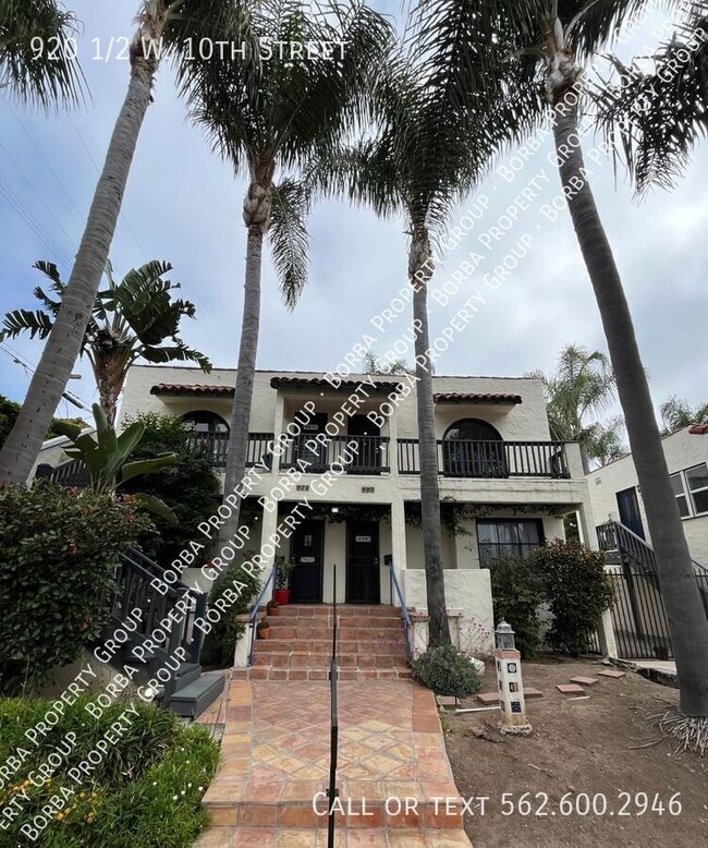property at 920 1/2 W 10th St