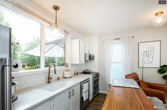 2606 E Madison St in Seattle, WA - Building Photo - Building Photo