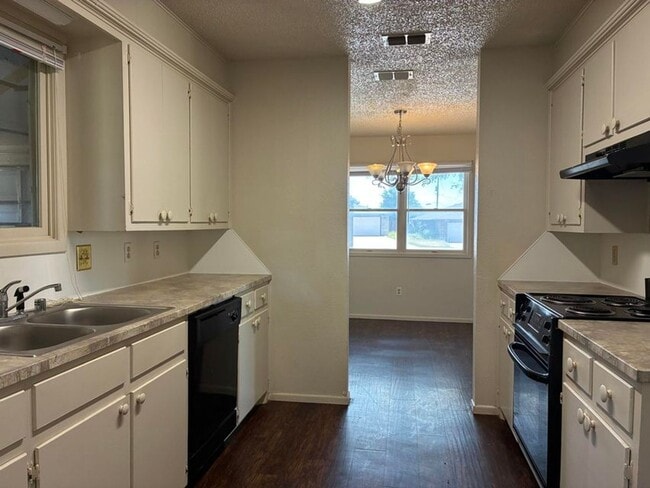 3 Wagnon Dr in Wolfforth, TX - Building Photo - Building Photo