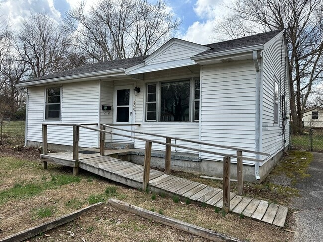 508 S 7th St in Murray, KY - Building Photo - Building Photo