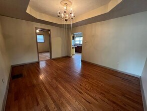 116 W Cypress St in Normal, IL - Building Photo - Building Photo