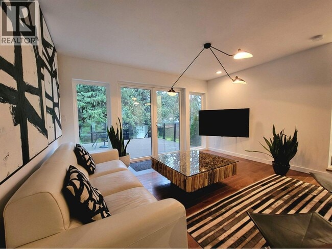 property at 2568 The Blvd