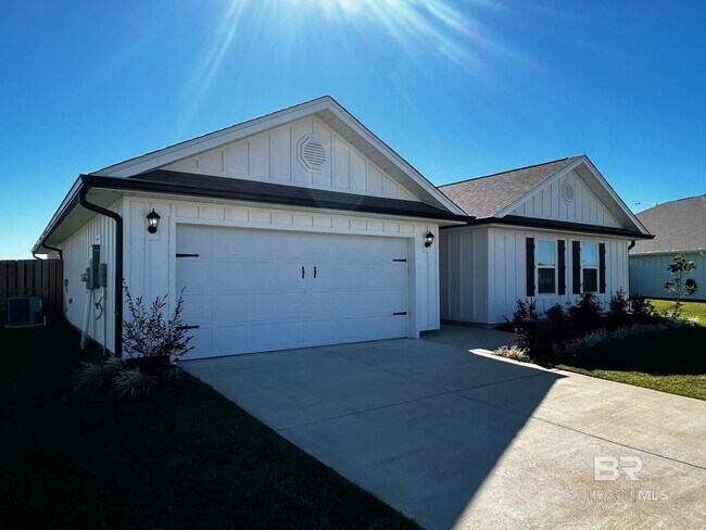 447 Preston Wy in Gulf Shores, AL - Building Photo - Building Photo