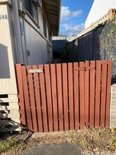 54 Hi?aloa St in Honolulu, HI - Building Photo - Building Photo
