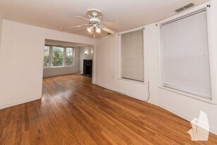 1509 W Barry Ave in Chicago, IL - Building Photo