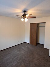 2226 Versailles Village Pl in Fort Wayne, IN - Building Photo - Building Photo