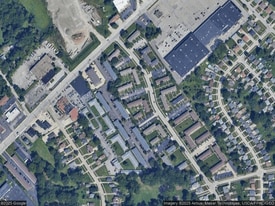 1580 Ridgewick Dr in Wickliffe, OH - Building Photo