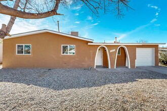 12412 Grand Ave NE in Albuquerque, NM - Building Photo - Building Photo