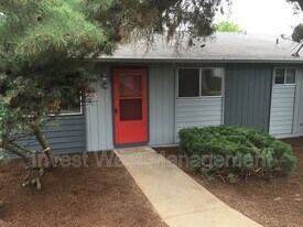 3116 Kauffman Ave in Vancouver, WA - Building Photo