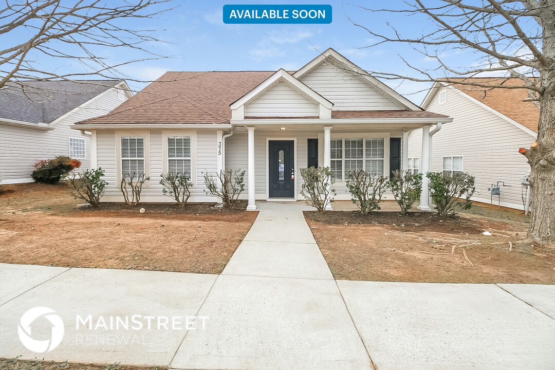 375 Chadwick Cmns in Stockbridge, GA - Building Photo