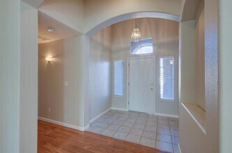 5149 W Celeste Ave in Fresno, CA - Building Photo - Building Photo