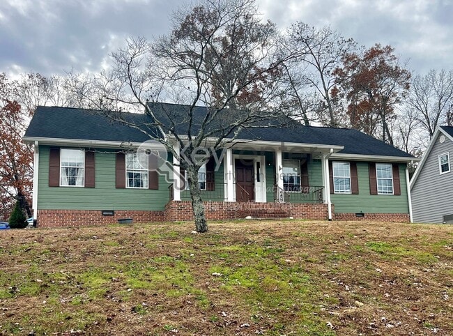 6011 Barkley Creek Dr in Ooltewah, TN - Building Photo - Building Photo