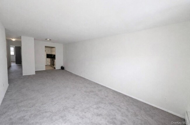 240-27 69th Ave in Queens, NY - Building Photo - Building Photo