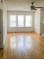 2016 W Ainslie St, Unit 3F in Chicago, IL - Building Photo