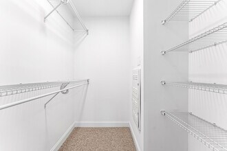 Saw Mill Square Apartments in North Kingstown, RI - Building Photo - Building Photo