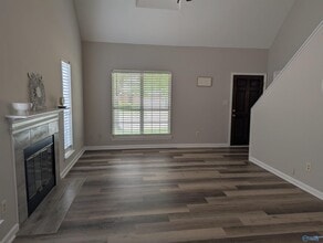2504 Weatherstone Rd SE in Huntsville, AL - Building Photo - Building Photo