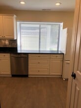 48 Farmington Chase Crescent in Farmington, CT - Building Photo - Building Photo