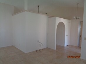 39709 Larkspur Dr in Palmdale, CA - Building Photo - Building Photo