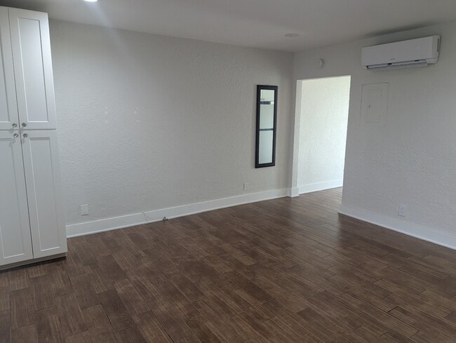 property at 3221 NE 9th St