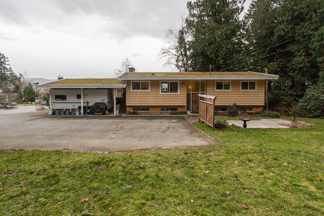 35631 Dina Pl in Abbotsford, BC - Building Photo - Other