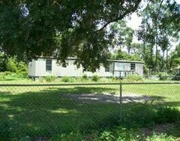 5101 N Kaliga Dr in St. Cloud, FL - Building Photo