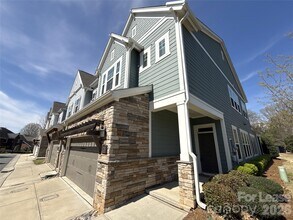 11218 Cobb Creek Ct in Charlotte, NC - Building Photo - Building Photo