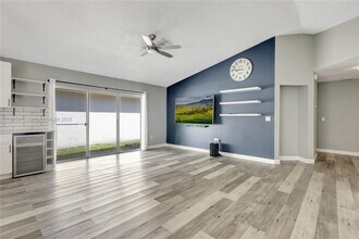 13428 NW 5th Ct in Plantation, FL - Building Photo - Building Photo