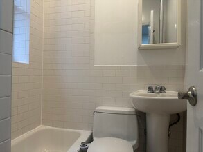 215 E 4th St in New York, NY - Building Photo - Building Photo