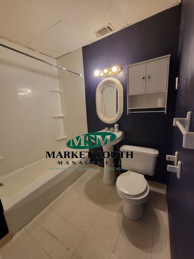 property at 301 E Liberty