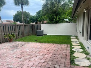 8626 SW 114th Pl in Miami, FL - Building Photo - Building Photo