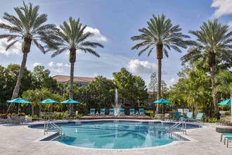 Lake's Edge Apartments in Sanford, FL - Foto de edificio - Building Photo