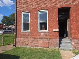 225 Upton St in St. Louis, MO - Building Photo