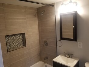 3523 E 58th St, Unit #C in Maywood, CA - Building Photo - Building Photo