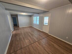 10318 Independence Ln in Little Rock, AR - Building Photo - Building Photo