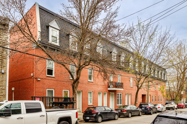 2357 De Châteauguay St in Montréal, QC - Building Photo - Building Photo