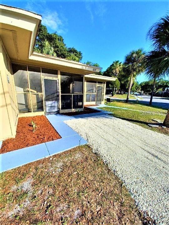 property at 101 S Evergreen Ave