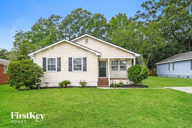 property at 5531 Buskirk Ave