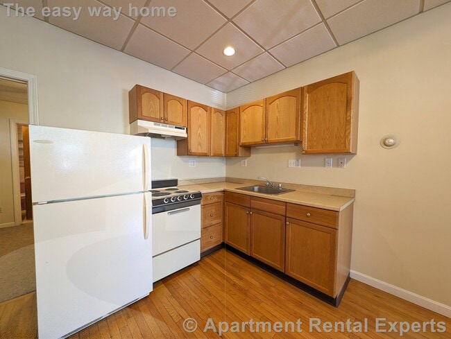 124 Rogers Ave in Somerville, MA - Building Photo - Building Photo