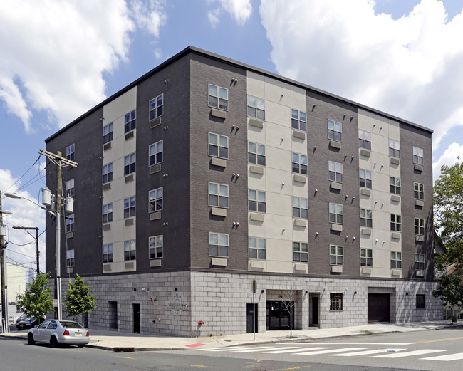 Arlington Place in Jersey City, NJ - Foto de edificio - Building Photo