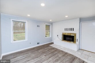 9409 Croom Acres Dr in Upper Marlboro, MD - Building Photo - Building Photo