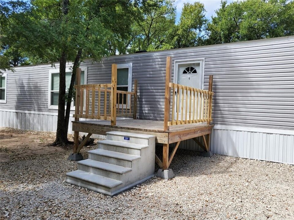 4774 N US Hwy 183 in Liberty Hill, TX - Building Photo