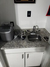 Room in Duplex on El Retiro Rd in Fort Worth, TX - Foto de edificio - Building Photo