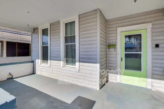 1140 Hoyt Ave in Indianapolis, IN - Building Photo - Building Photo