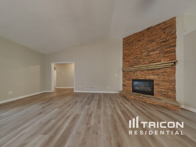 136 Reid Plantation Dr in Villa Rica, GA - Building Photo - Building Photo
