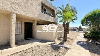 2634 N 43rd Ave in Phoenix, AZ - Building Photo