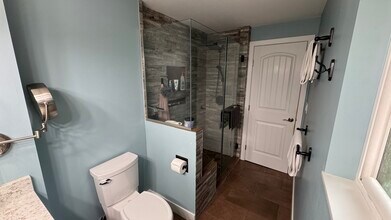 505 Mt Hood Dr SW in Issaquah, WA - Building Photo - Building Photo