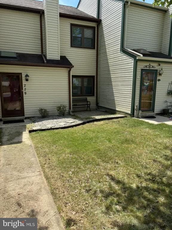 229 E Green Valley Cir