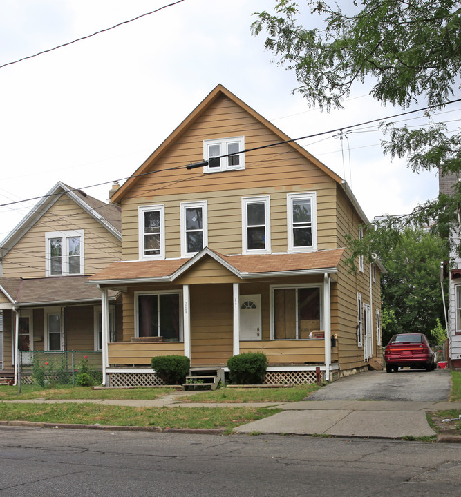 3269-3271 W 73rd St in Cleveland, OH - Building Photo